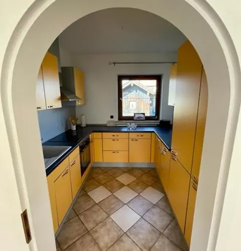 Kleines Haeuschen Mit Bergblick Eschenlohe